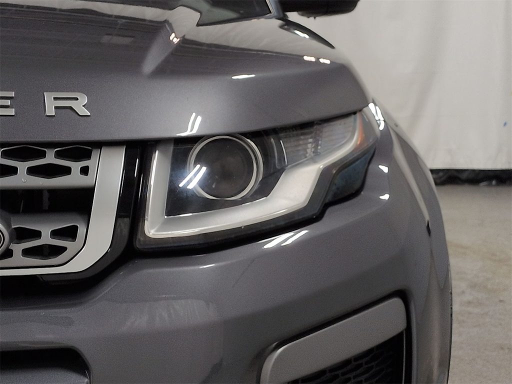 Thumbnail: 2017 Land Rover Range Rover Evoque - 25