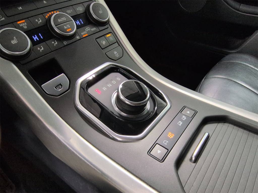 Thumbnail: 2017 Land Rover Range Rover Evoque - 16