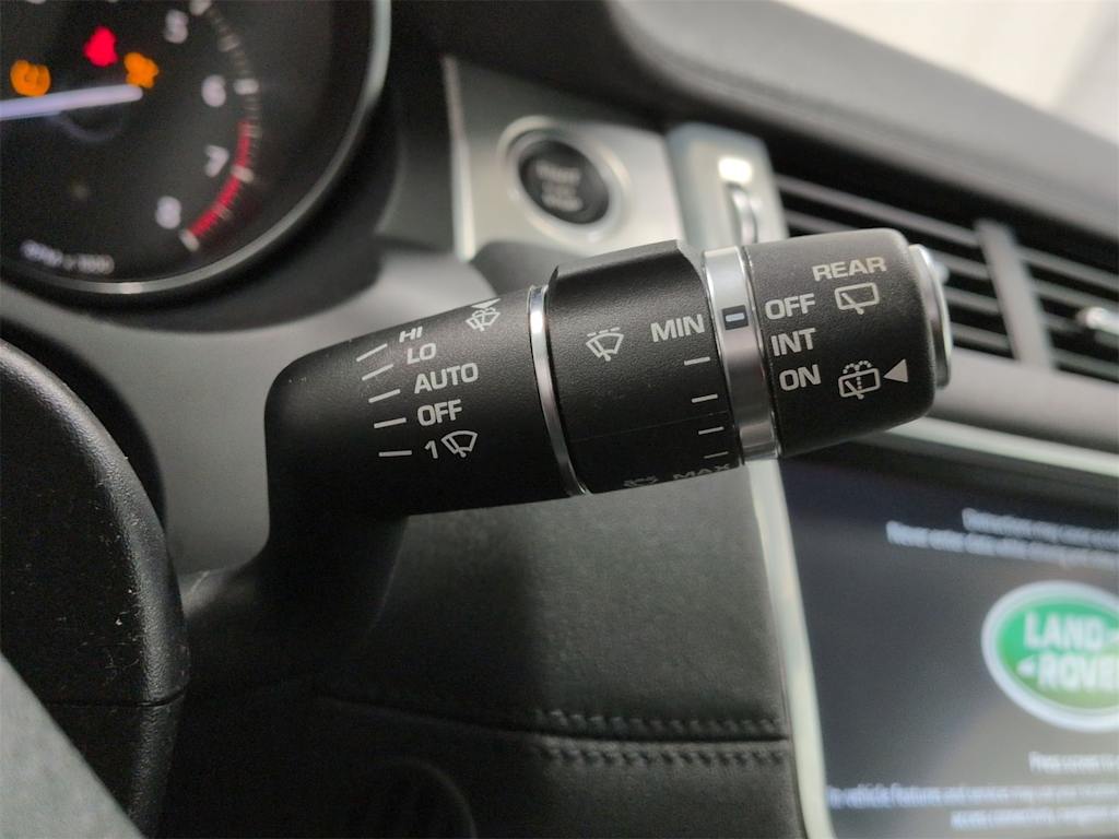 Thumbnail: 2017 Land Rover Range Rover Evoque - 32