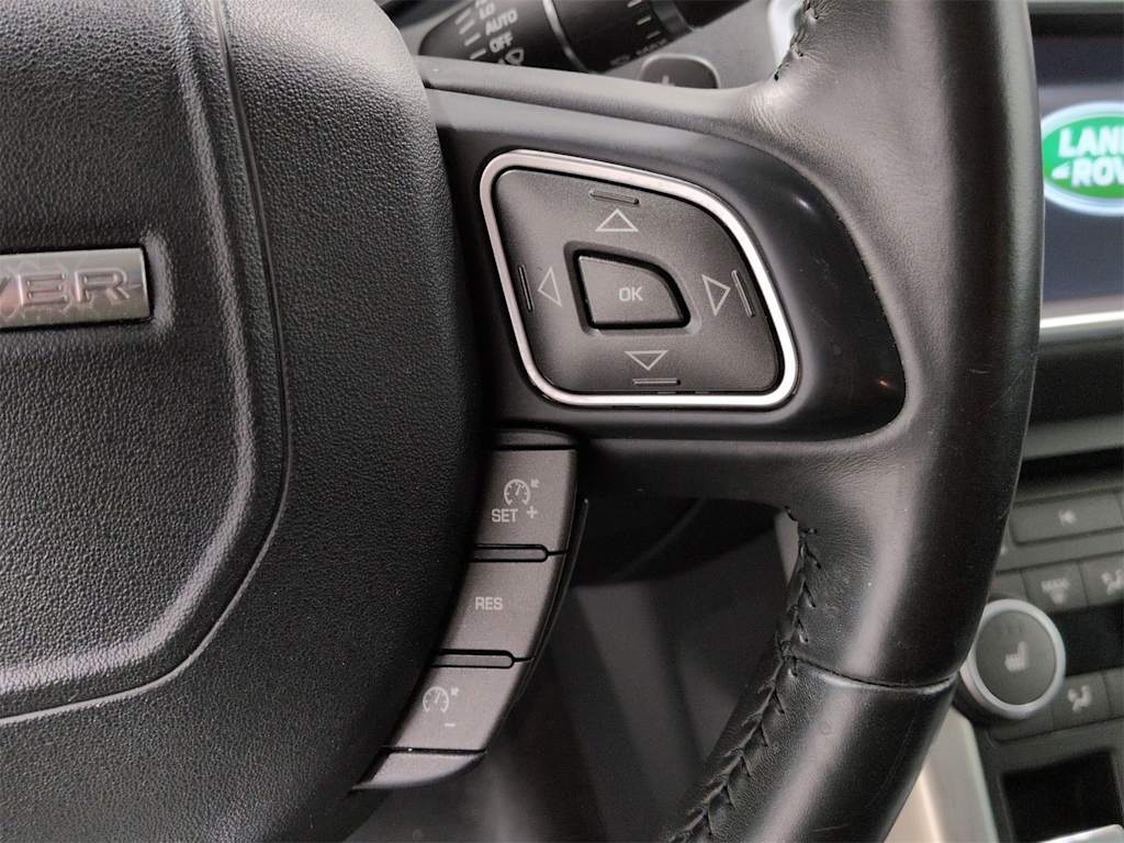 Thumbnail: 2017 Land Rover Range Rover Evoque - 31