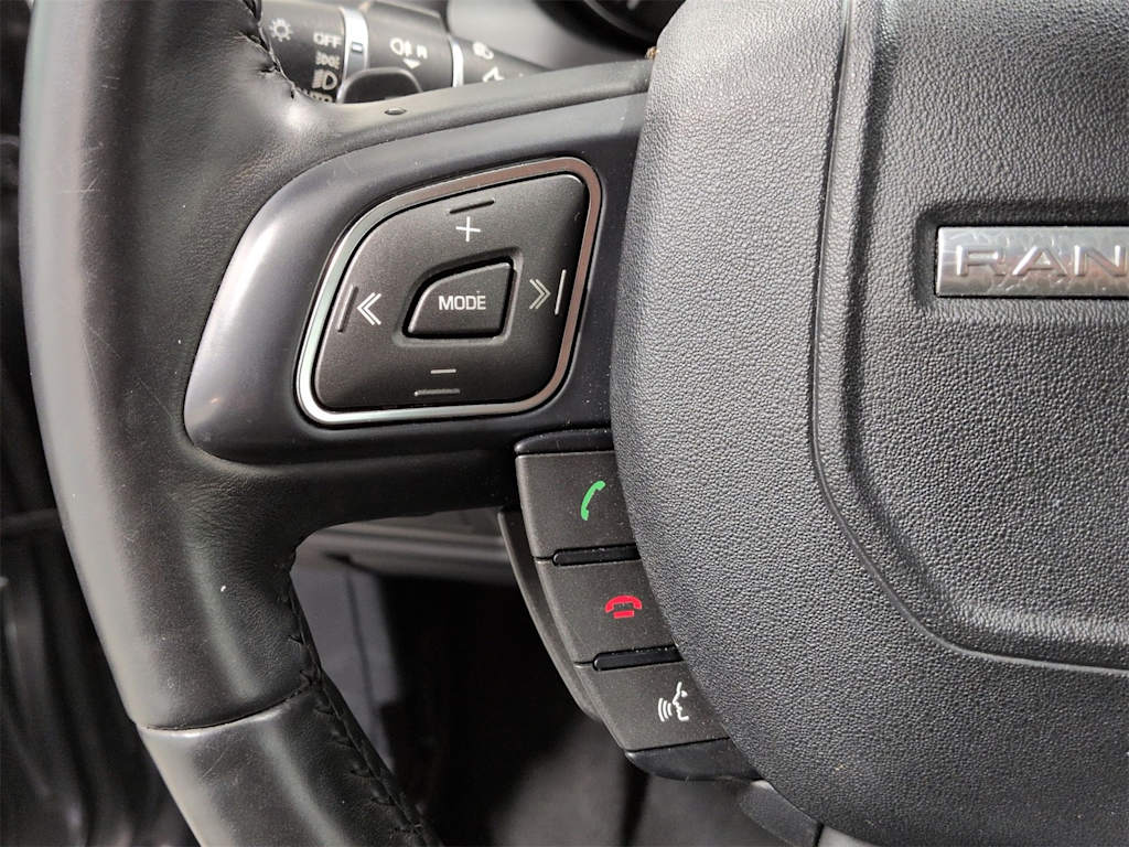 Thumbnail: 2017 Land Rover Range Rover Evoque - 30