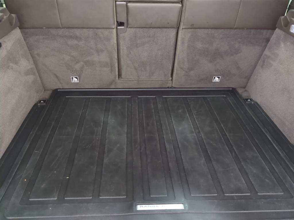 Thumbnail: 2019 Land Rover Range Rover Sport - 18