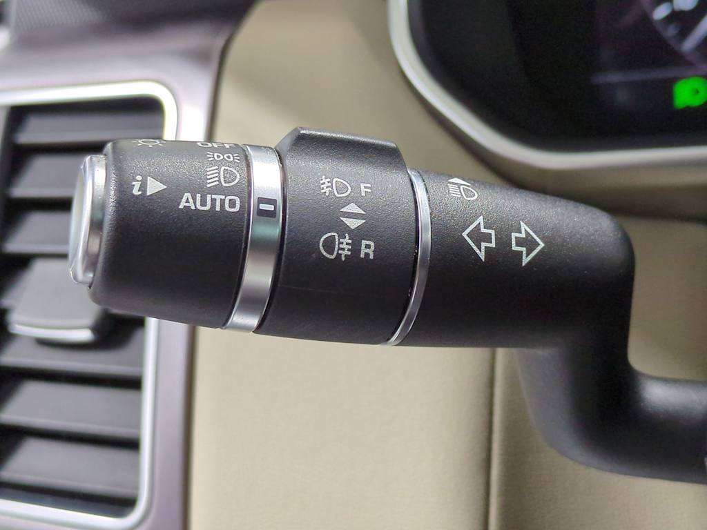 Thumbnail: 2019 Land Rover Range Rover Sport - 15