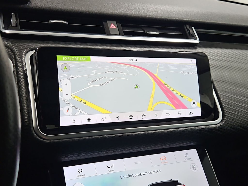 Thumbnail: 2018 Land Rover Range Rover Velar - 30