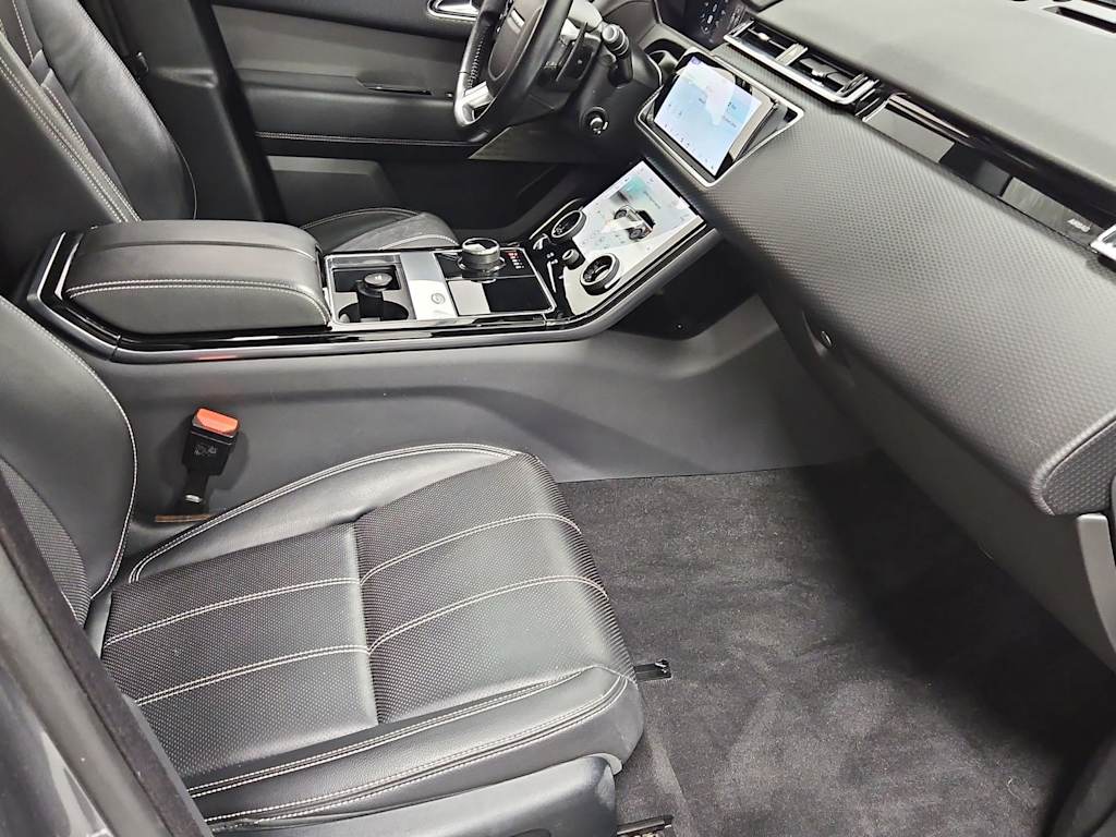 Thumbnail: 2018 Land Rover Range Rover Velar - 12