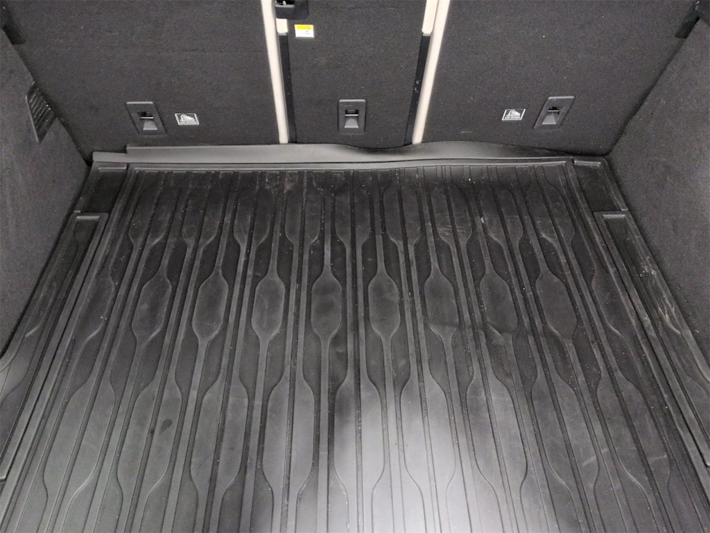 Thumbnail: 2018 Land Rover Range Rover Velar - 17