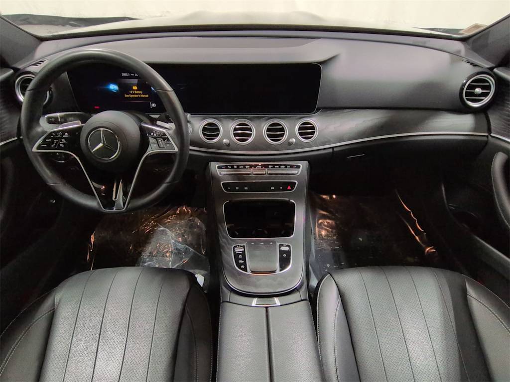 Thumbnail: 2023 Mercedes-Benz E-Class - 10