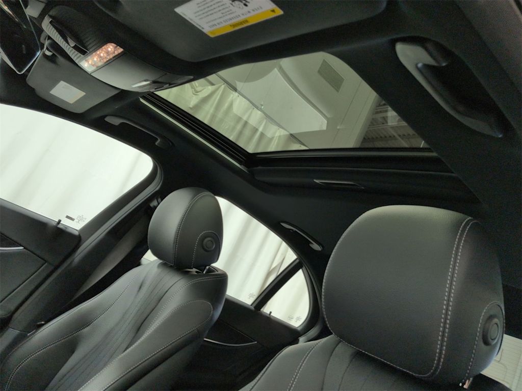 Thumbnail: 2023 Mercedes-Benz E-Class - 27