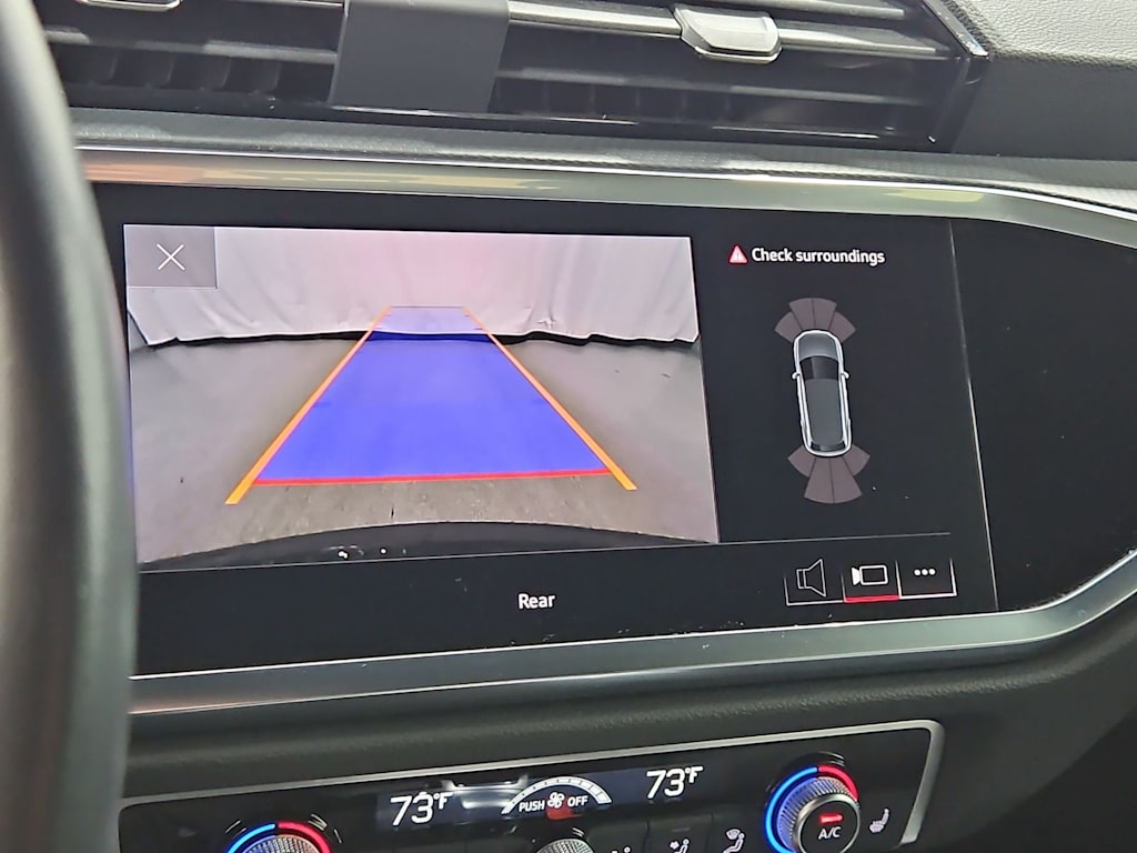 Thumbnail: 2024 Audi Q3 - 31