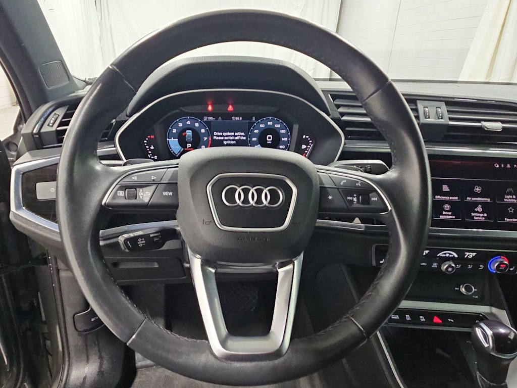 Thumbnail: 2024 Audi Q3 - 14