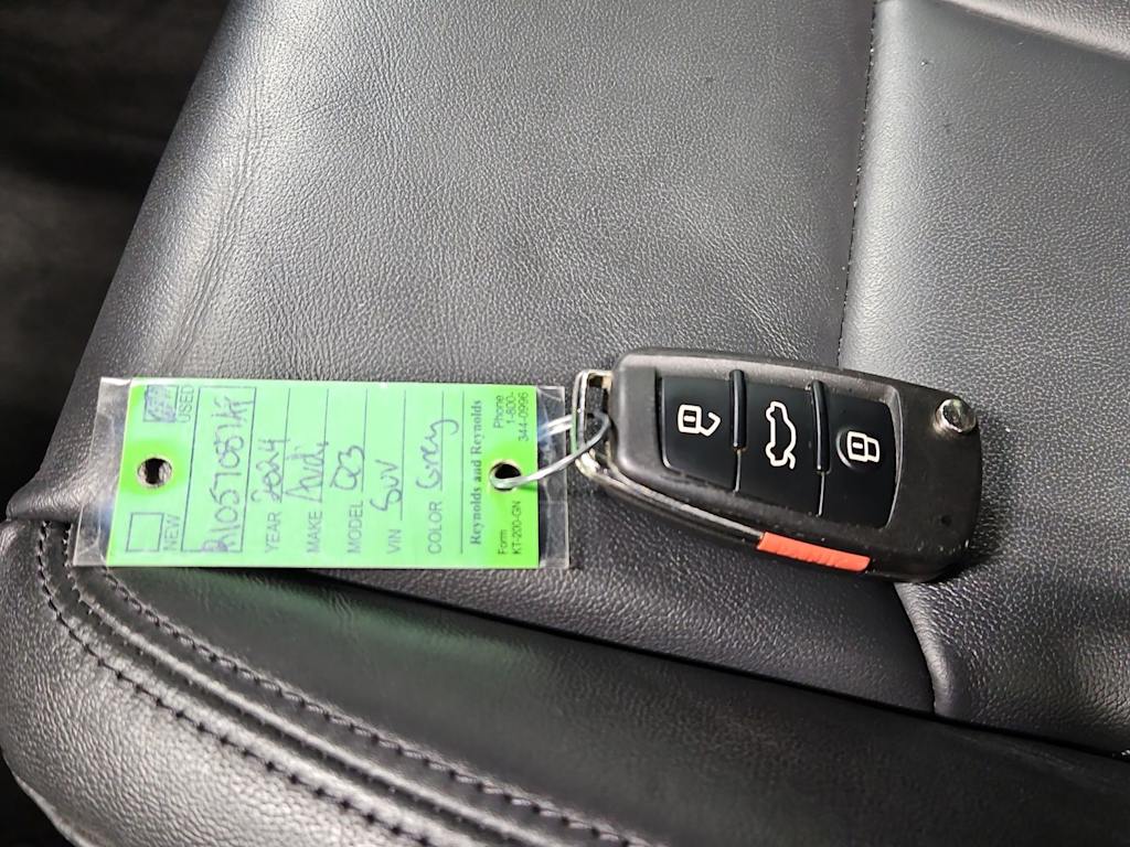 Thumbnail: 2024 Audi Q3 - 18