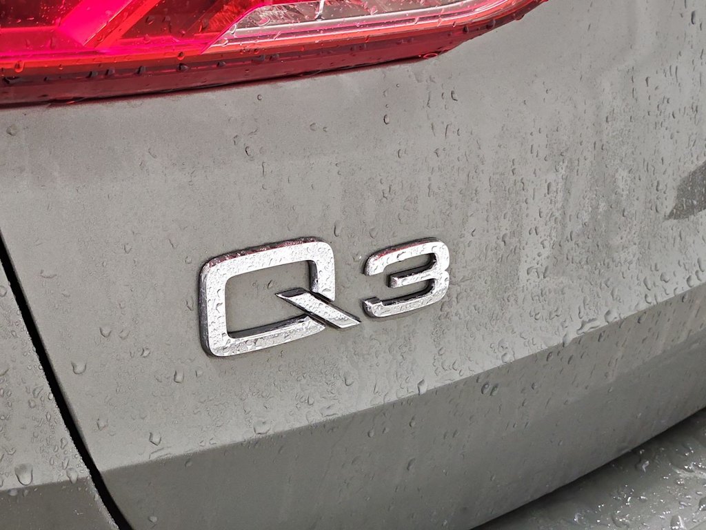 Thumbnail: 2024 Audi Q3 - 24