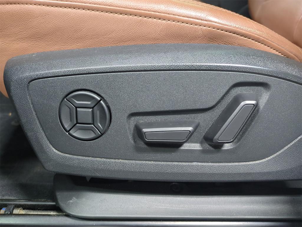 Thumbnail: 2021 Audi Q3 - 27