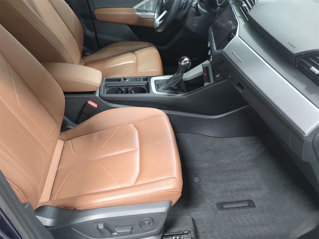 Thumbnail: 2021 Audi Q3 - 12