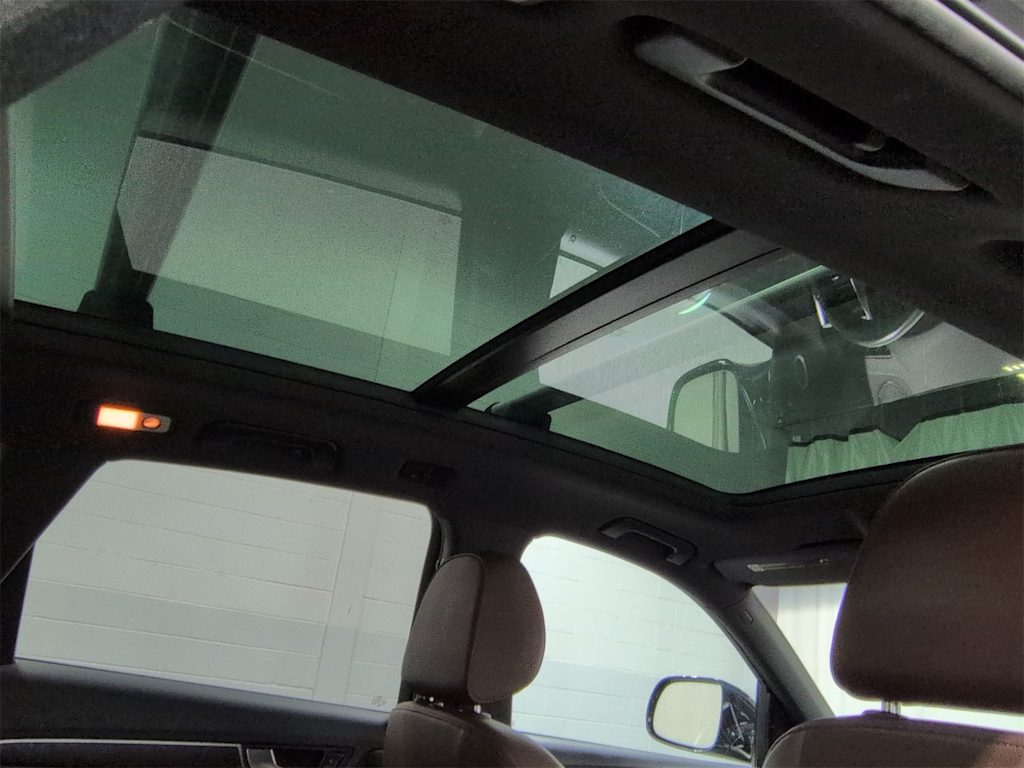 Thumbnail: 2016 Audi Q5 - 31