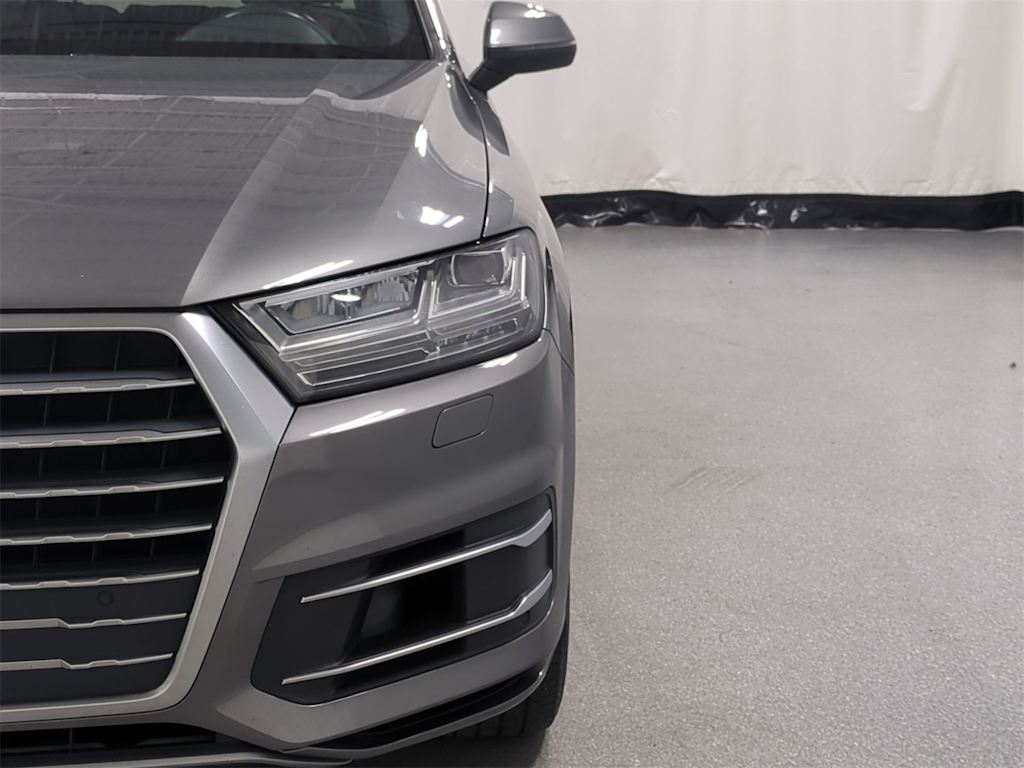 Thumbnail: 2018 Audi Q7 - 23