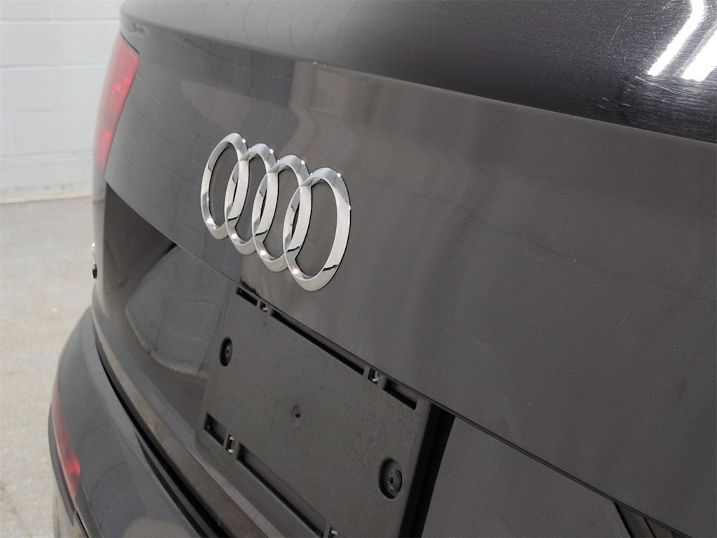 Thumbnail: 2018 Audi Q7 - 27