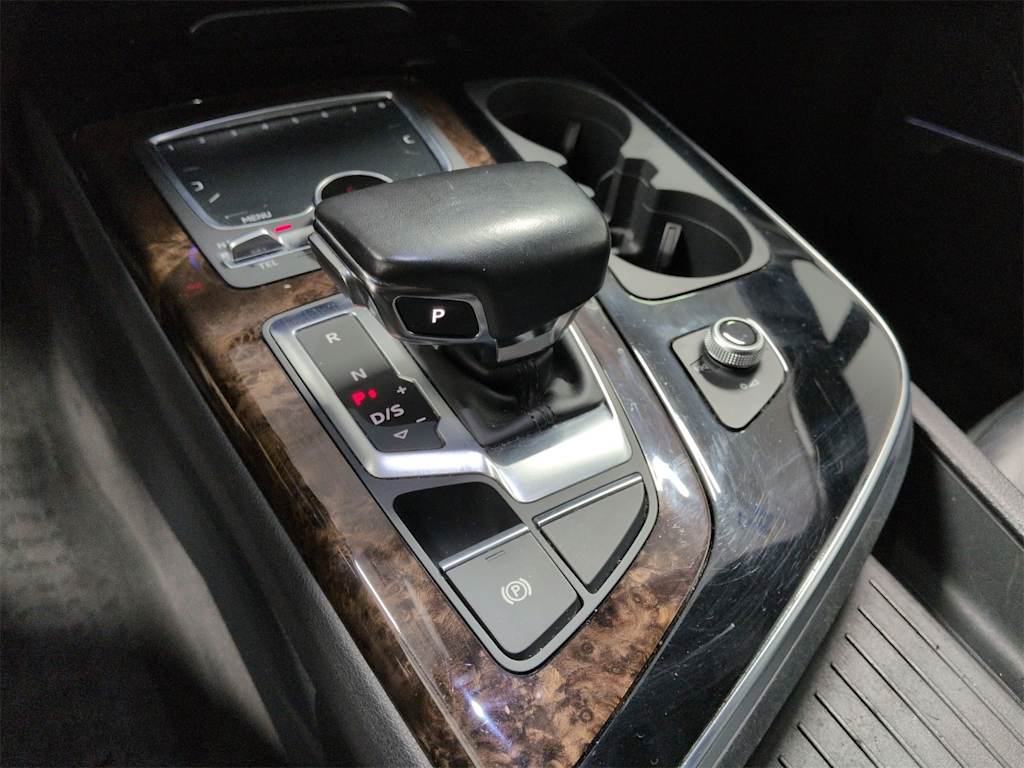 Thumbnail: 2018 Audi Q7 - 17