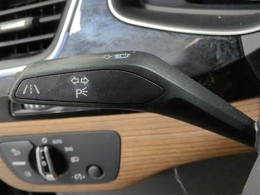 Thumbnail: 2017 Audi Q7 - 35