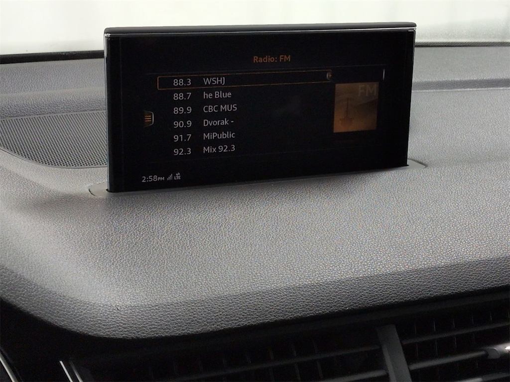 Thumbnail: 2017 Audi Q7 - 15