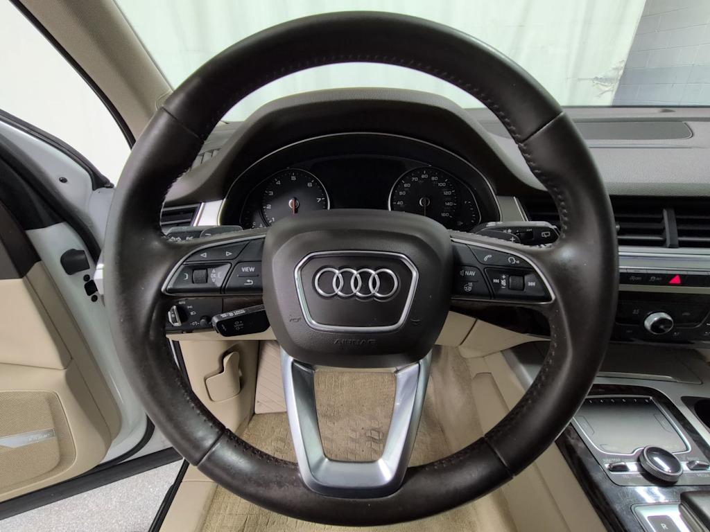 Thumbnail: 2018 Audi Q7 - 13