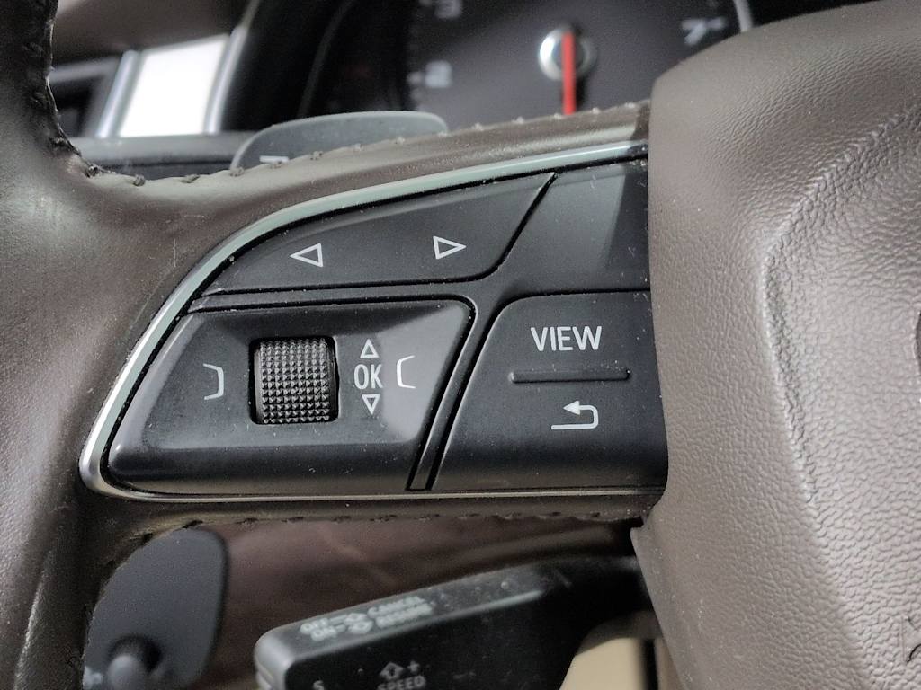 Thumbnail: 2018 Audi Q7 - 31