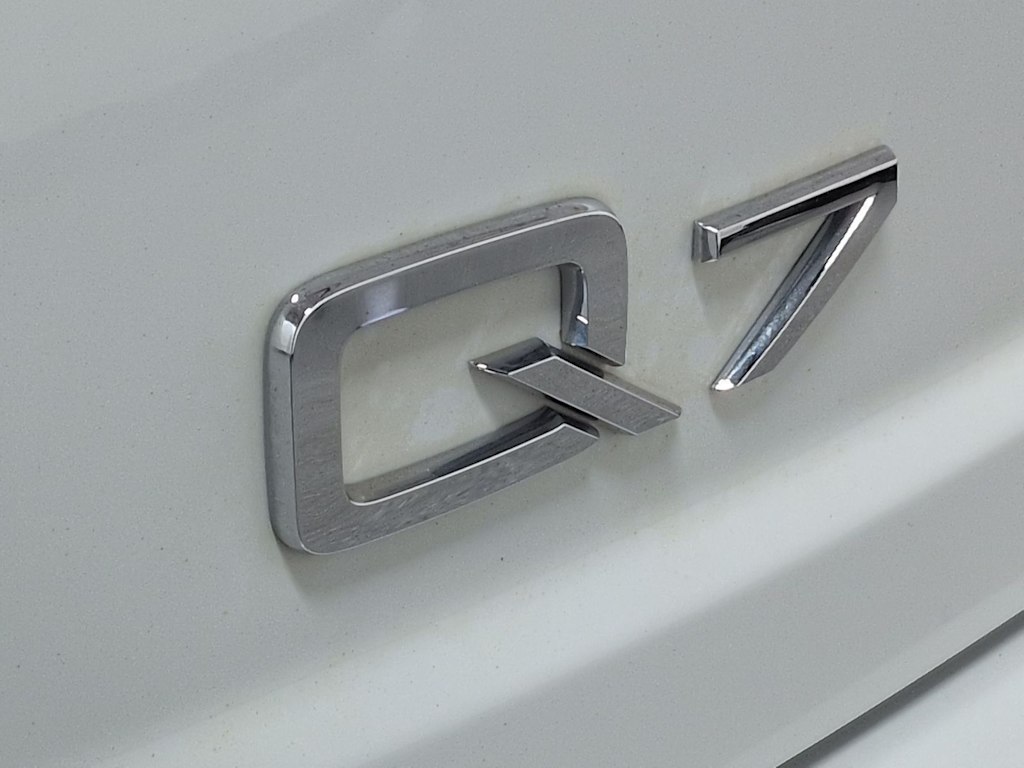 Thumbnail: 2018 Audi Q7 - 24