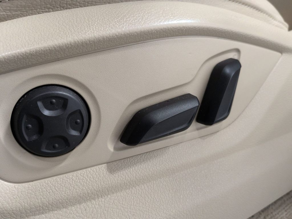 Thumbnail: 2018 Audi Q7 - 25