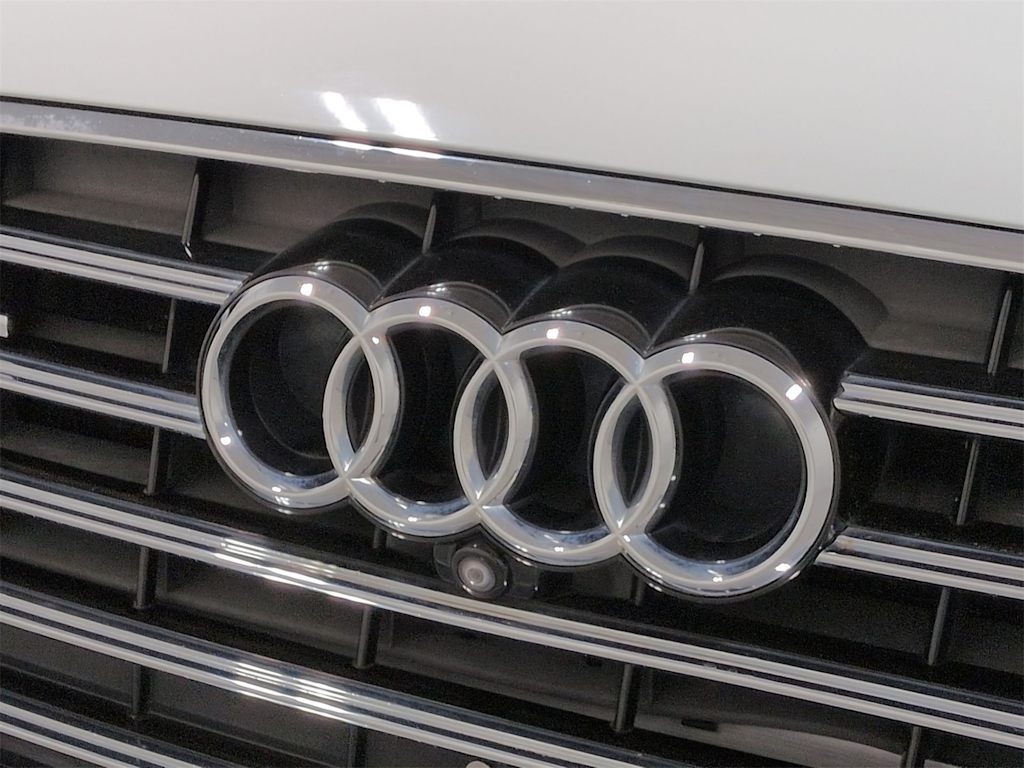 Thumbnail: 2015 Audi A8 - 6