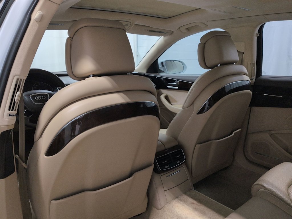 Thumbnail: 2015 Audi A8 - 12