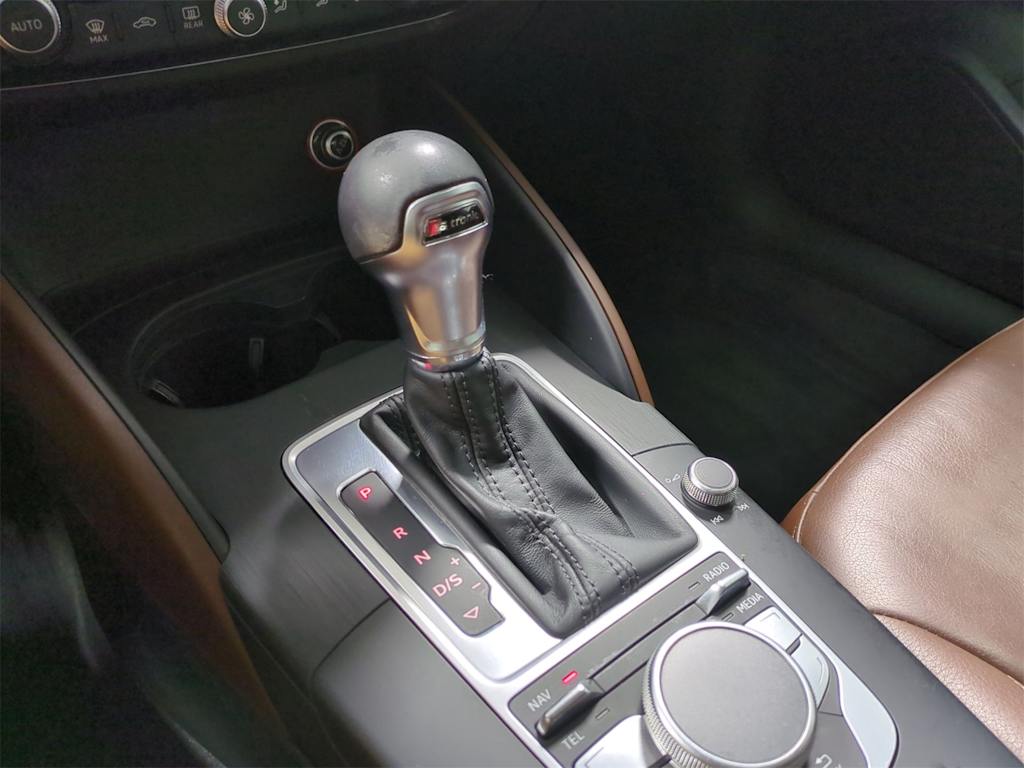 2015 Audi A3 Premium 37