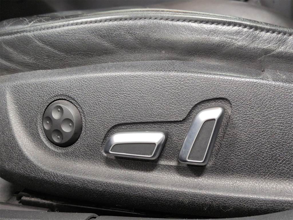 Thumbnail: 2015 Audi A4 - 26