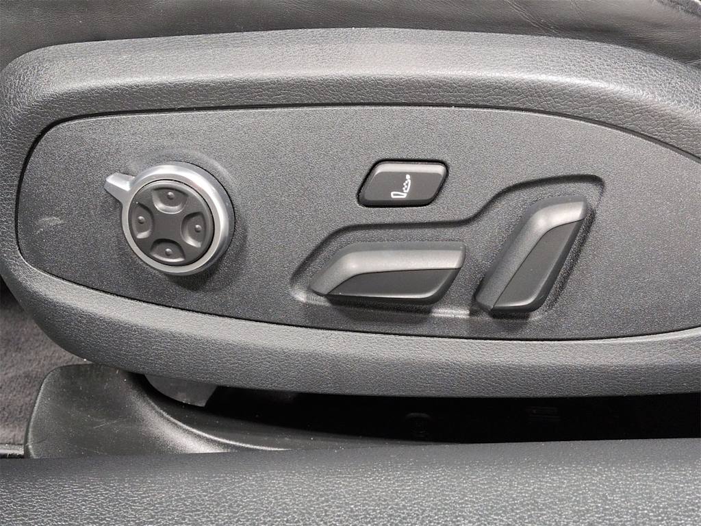 Thumbnail: 2018 Audi S5 - 26