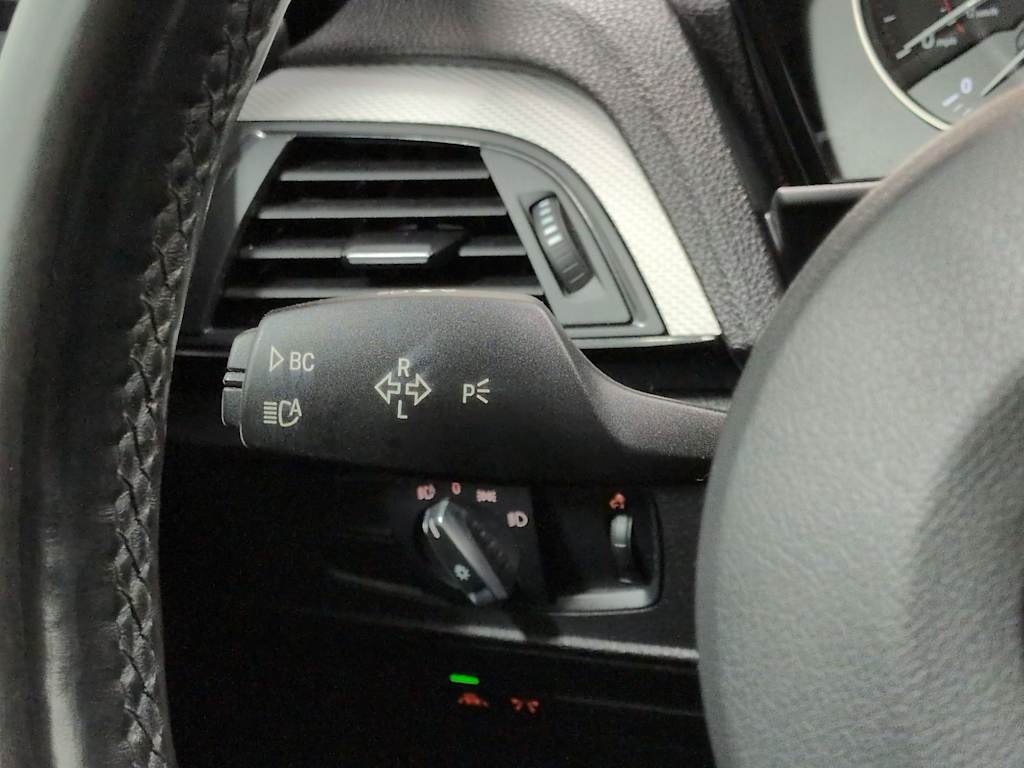 Thumbnail: 2017 BMW 2 Series - 31