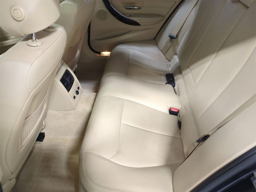 2015 BMW 3 Series 328xi 29