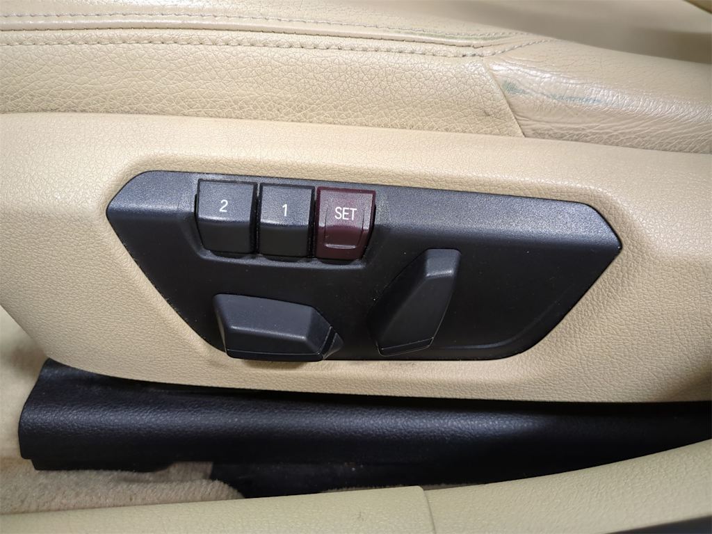 2015 BMW 3 Series 328xi 27
