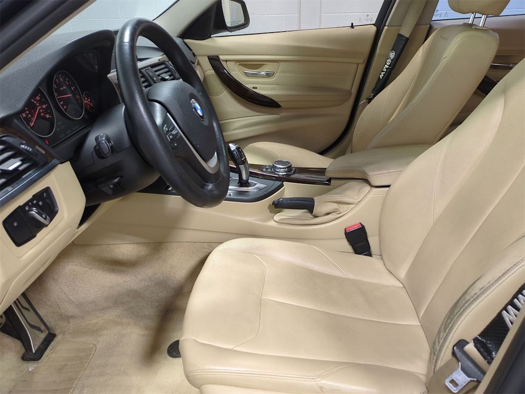 2015 BMW 3 Series 328xi 11