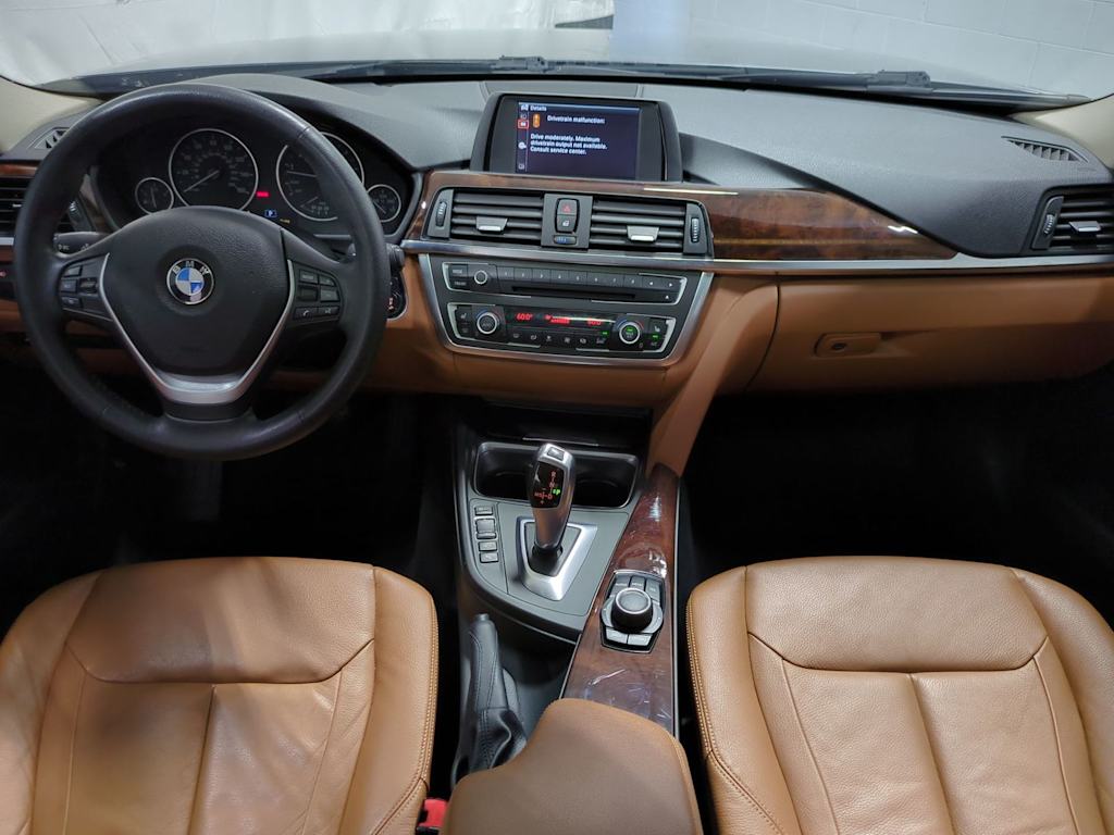 Thumbnail: 2013 BMW 3 Series - 10