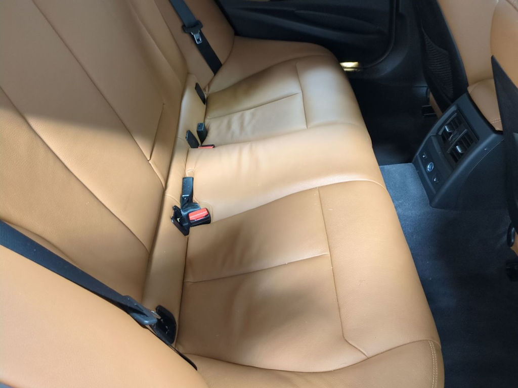 Thumbnail: 2013 BMW 3 Series - 12