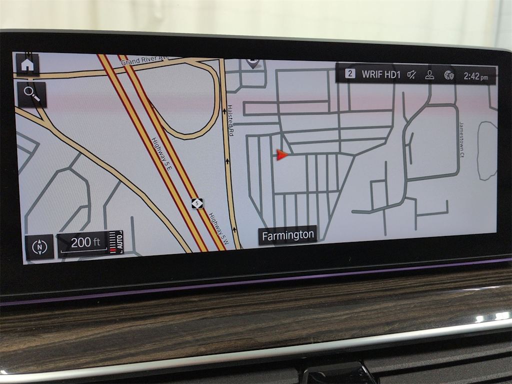 Thumbnail: 2021 BMW 5 Series - 35