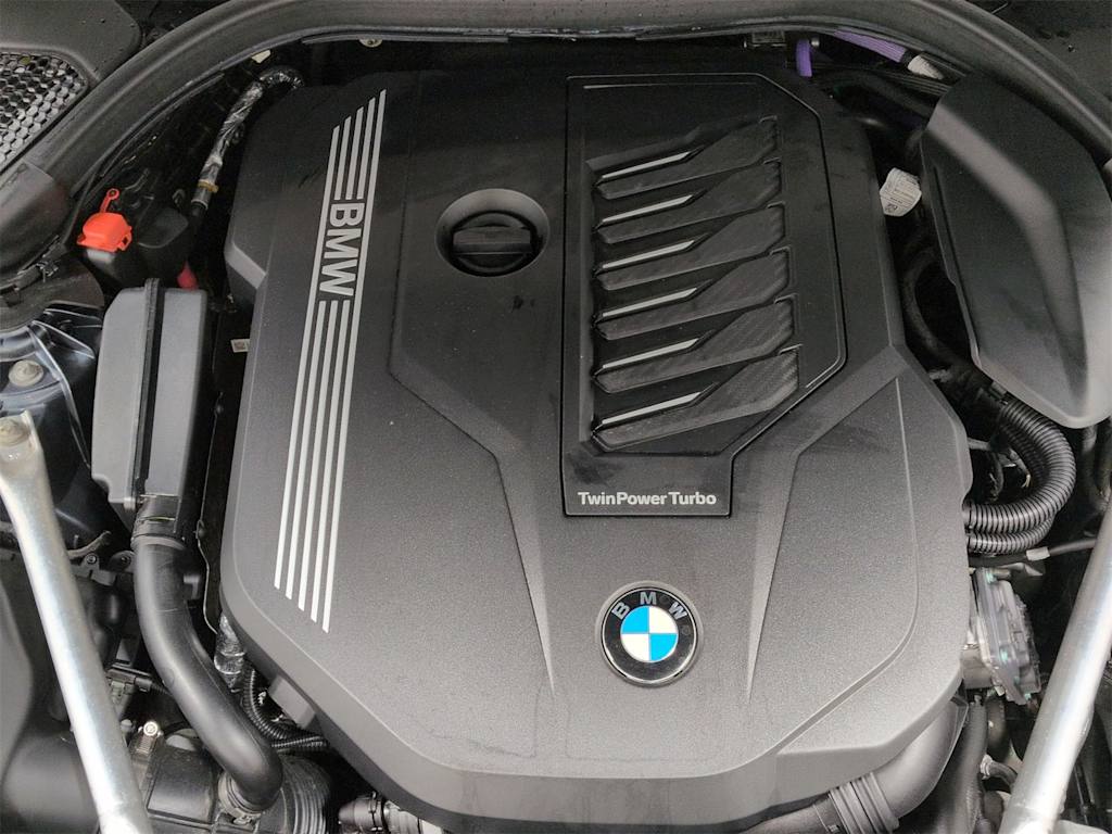 Thumbnail: 2021 BMW 5 Series - 8