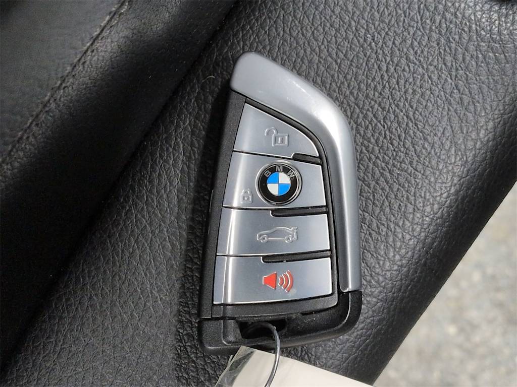 Thumbnail: 2018 BMW 5 Series - 31