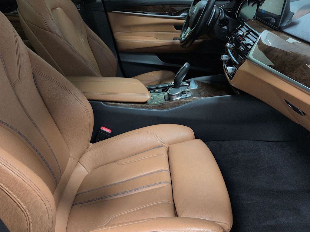 Thumbnail: 2018 BMW 6 Series - 12