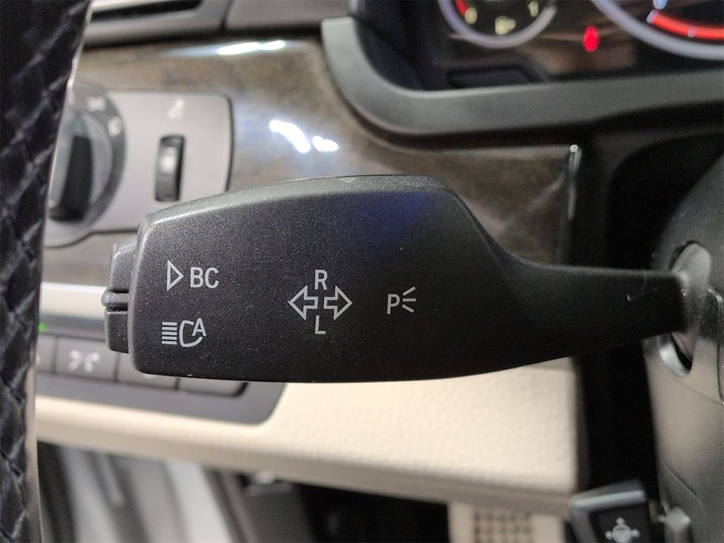 Thumbnail: 2014 BMW 7 Series - 35