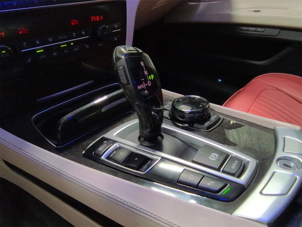 Thumbnail: 2014 BMW 7 Series - 17