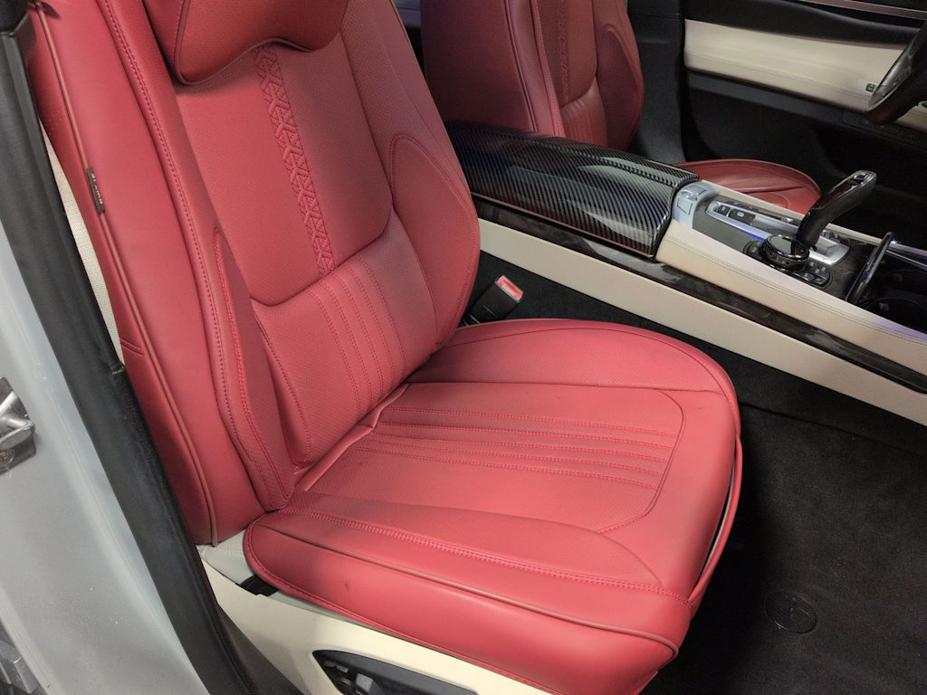 Thumbnail: 2014 BMW 7 Series - 32