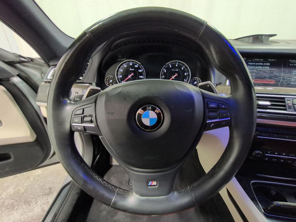 Thumbnail: 2014 BMW 7 Series - 14