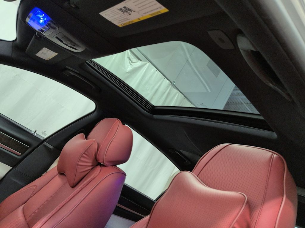 Thumbnail: 2014 BMW 7 Series - 29