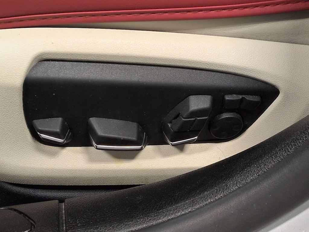 Thumbnail: 2014 BMW 7 Series - 28