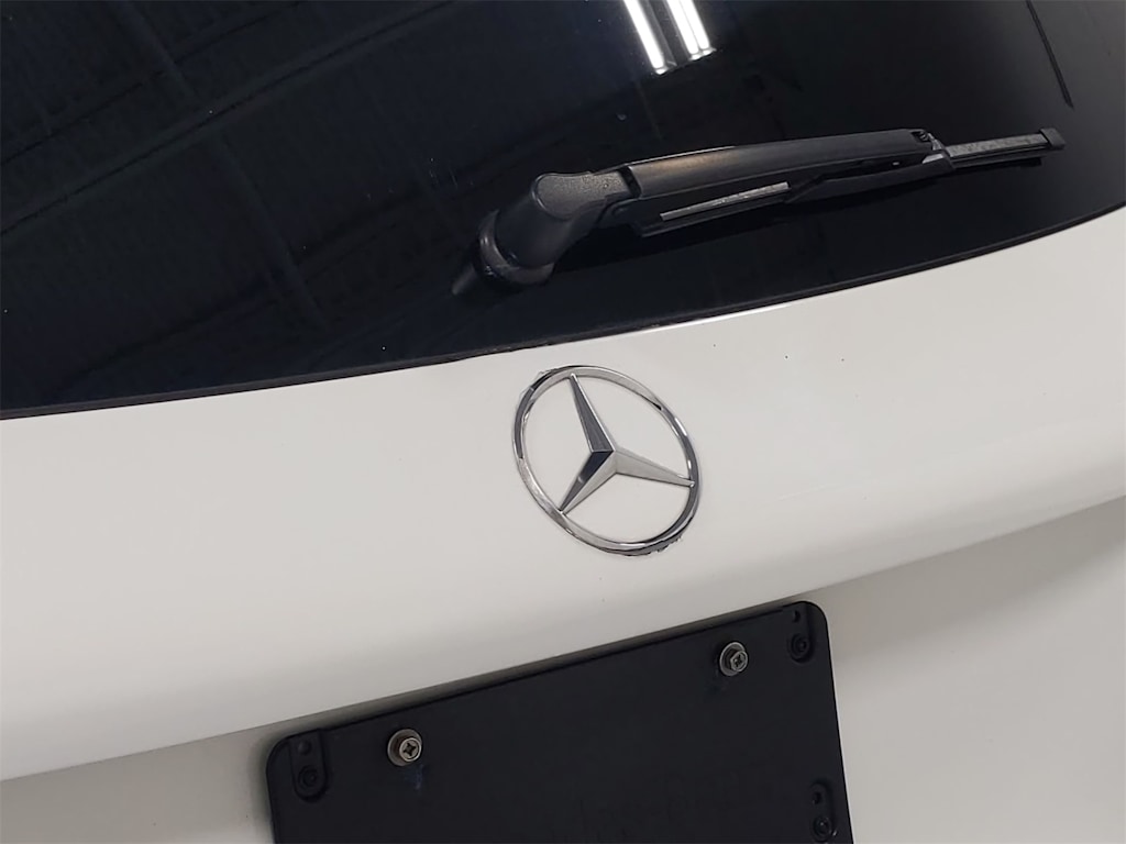 Thumbnail: 2017 Mercedes-Benz GLC - 25